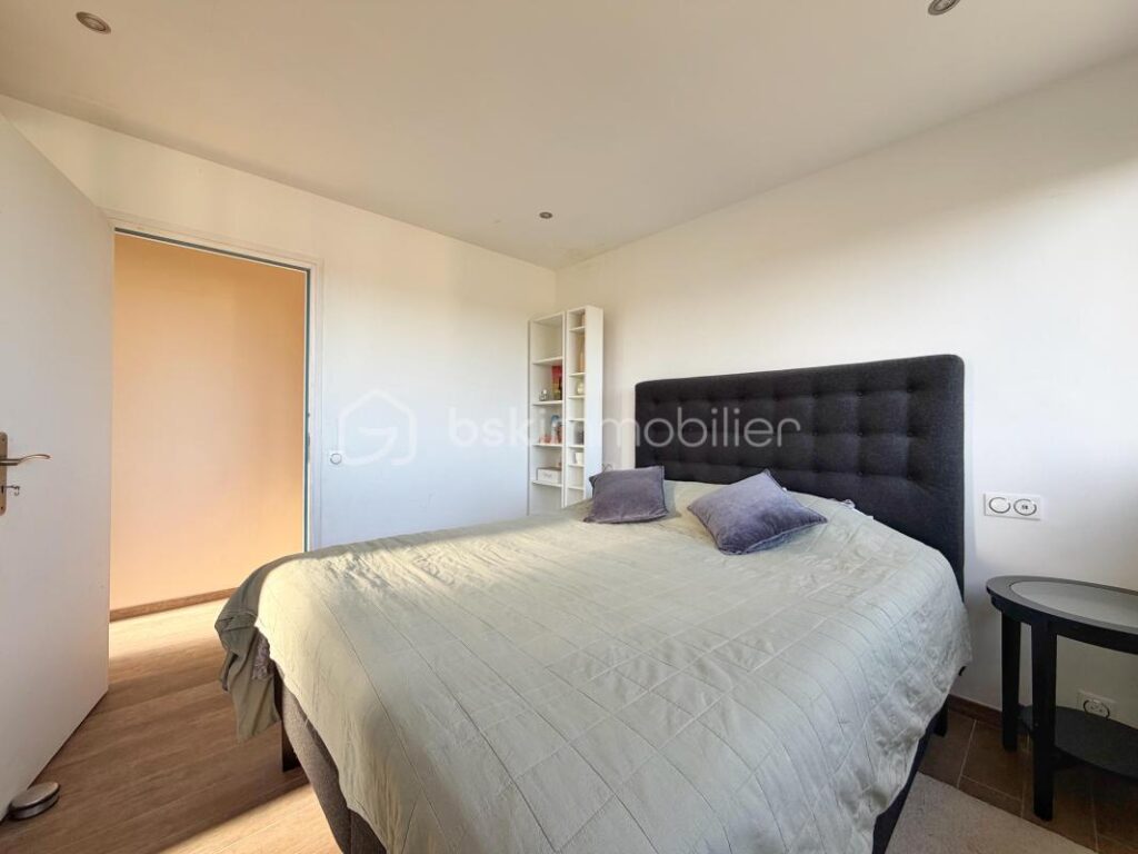 NOUVELLE PEPITE POUR POSER SES VALISES ! – 7 pièces – 4 chambres – 114 m²