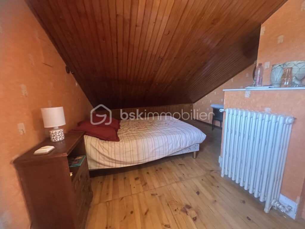 Énorme Potentiel pour cette jolie Villa située à 20 minutes du centre Ville d’Ales – 5 pièces – 4 chambres – 125 m²