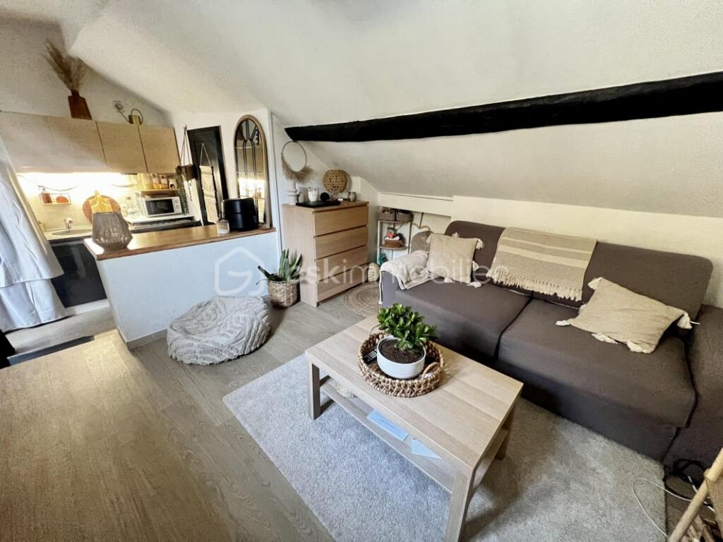 Submergez-vous dans une oasis de tranquillité à quelques minutes de Crécy la Chapelle! – 6 pièces – 4 chambres – 150 m²