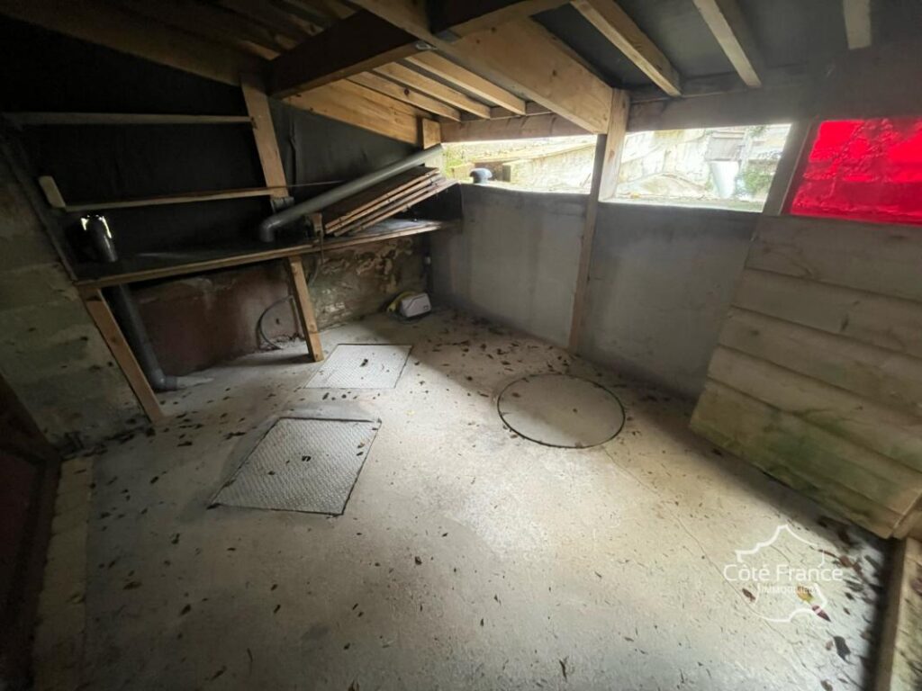 Maison de charme rénovée 125 m2 habitables sur 628 m2 de t – 5 pièces – 2 chambres – 135 m²