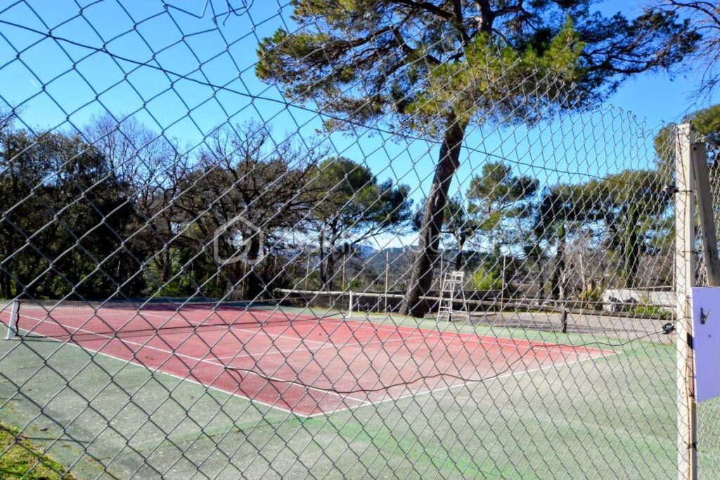 MAGNIFIQUE MAISON RÉNOVÉE 3 PIÈCES PLAIN-PIED DANS UN DOMAINE DE RÊVE – 3 pièces – 2 chambres – 72 m²