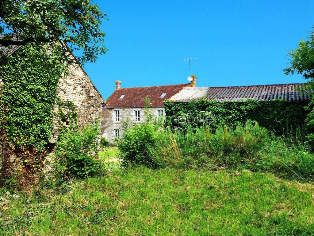 Magnifique domaine avec jardin ! – 5 pièces – 3 chambres – 150 m²