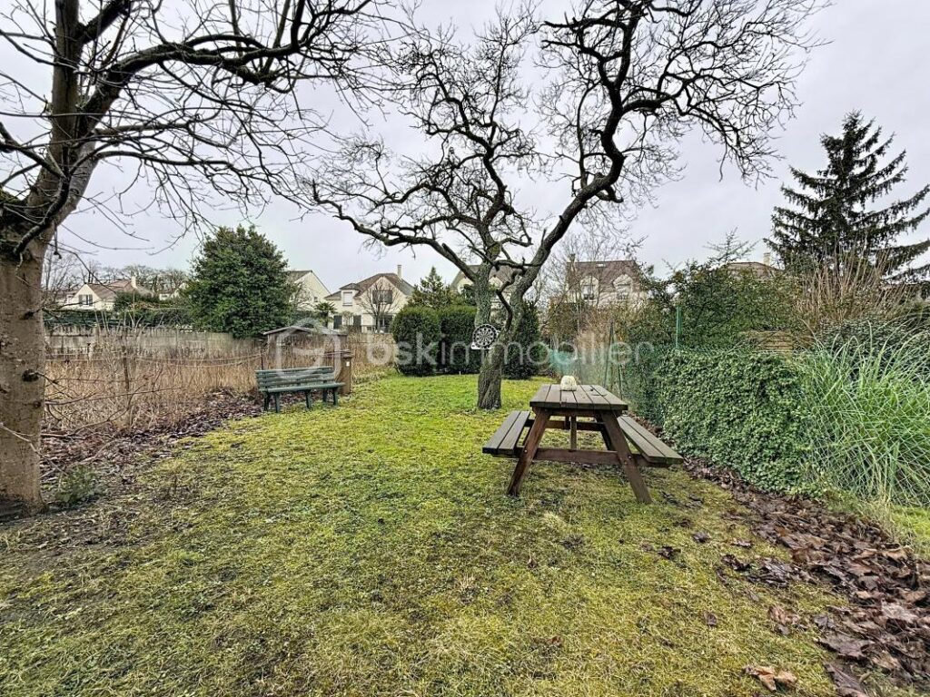 Maison de 100 m² – 5 pièces – Terrain 496 m² – 5 pièces – 3 chambres – 100 m²