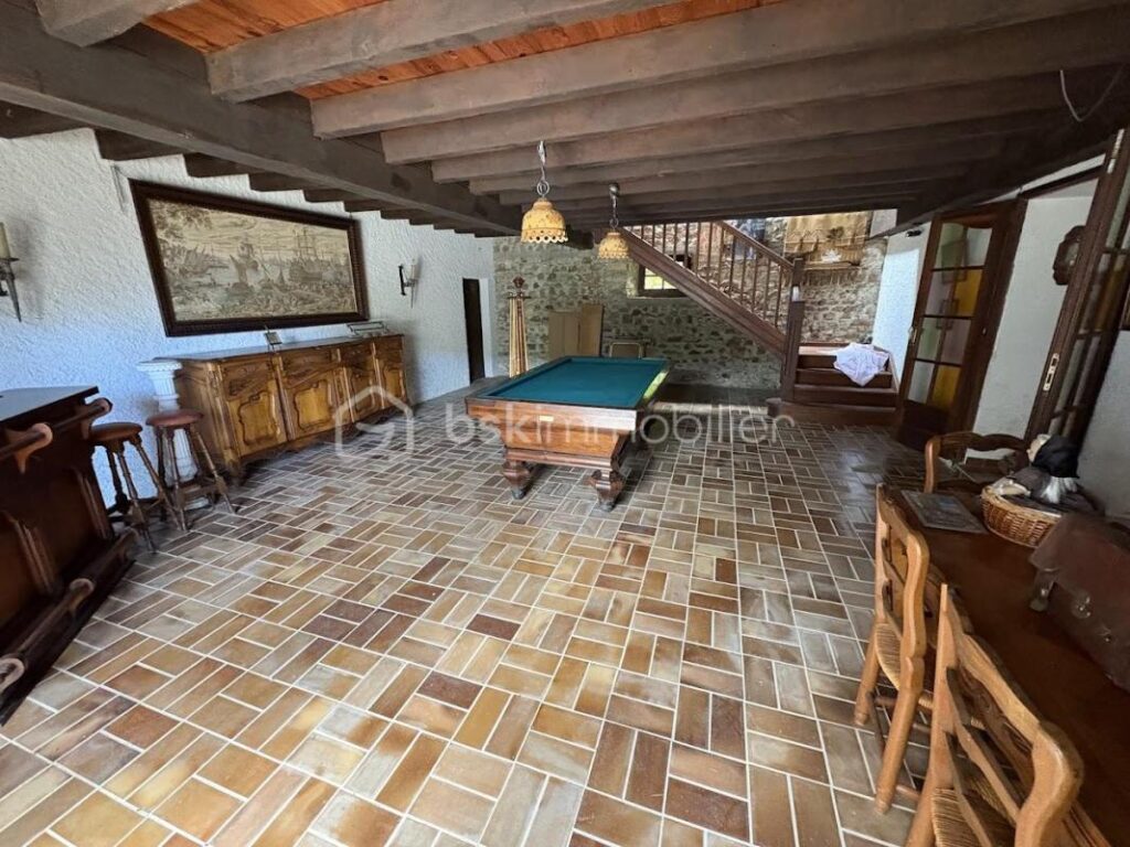 Maison T6 Corps de Ferme à Cieutat – 14 pièces – 5 chambres – 290 m²