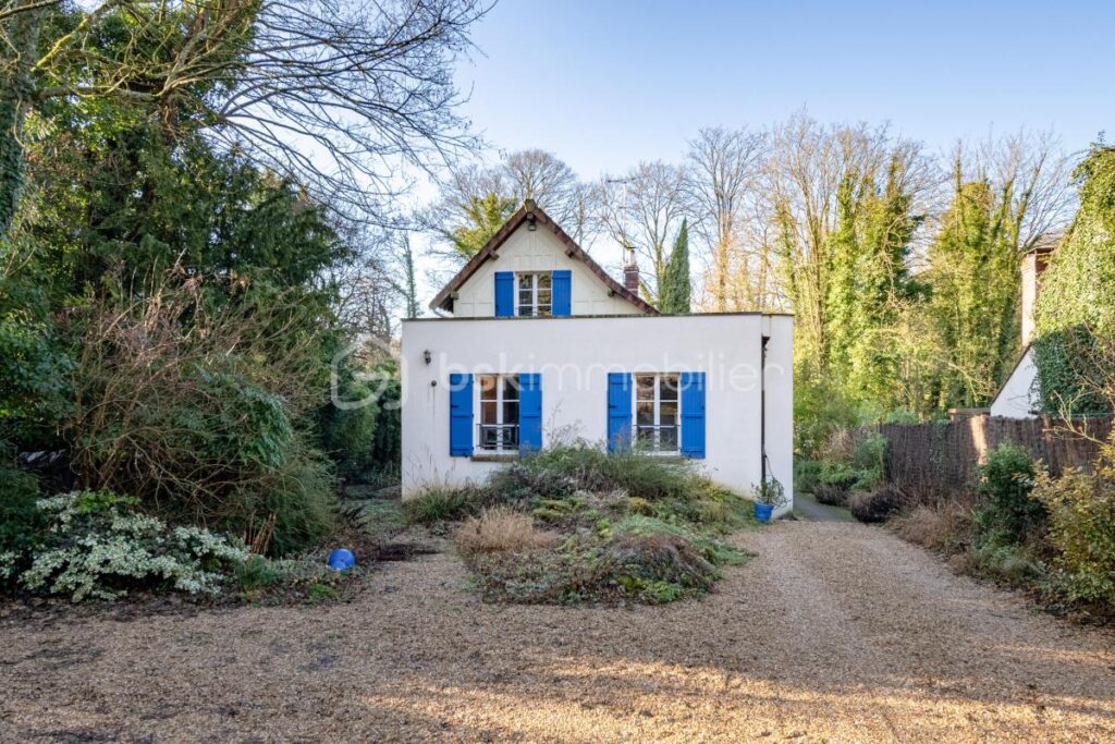 🏡 Charme de la meulière et confort contemporain à Rubelles – 6 pièces – 3 chambres – 125 m²