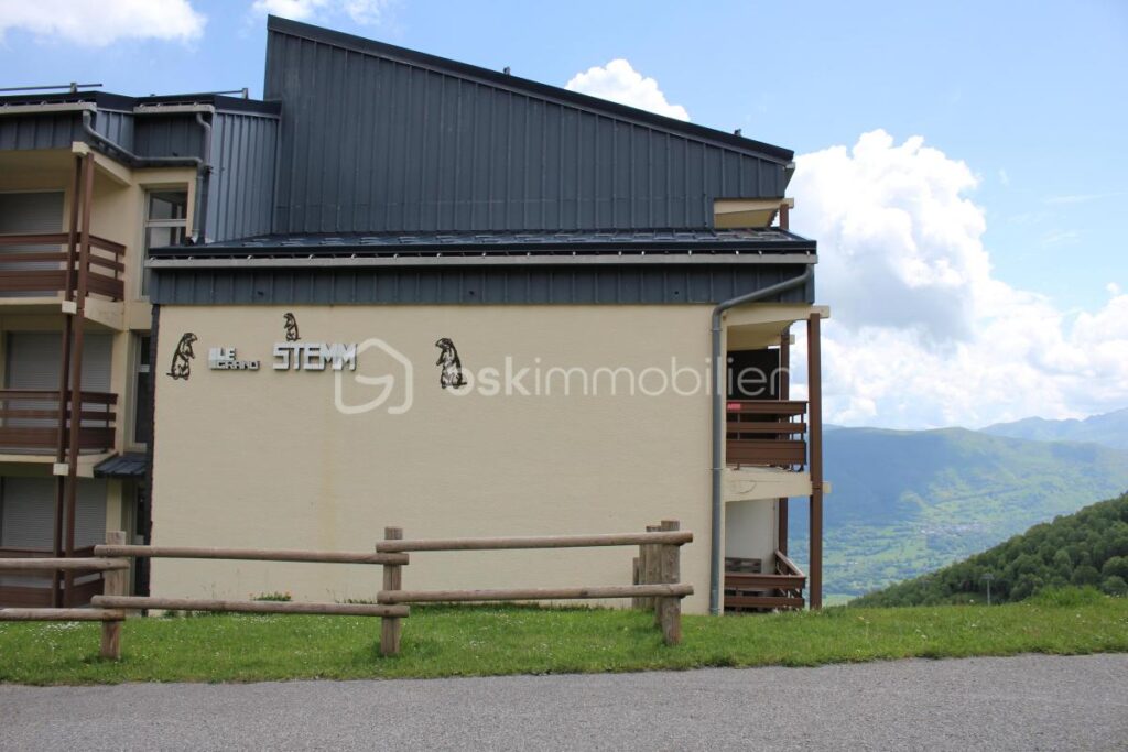 Un nid douillet à la montagne avec balcon !! – 1 pièce – NR chambres – 19 m²