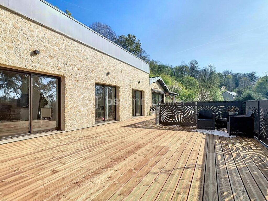 À VENDRE – Maison de prestige avec vue imprenable sur la Marne – Chalifert / Chessy – 8 pièces – 6 chambres – 310 m²