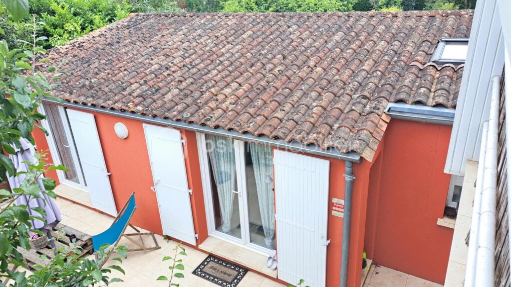 Ensemble immobilier de 2 maisons rénovées – 8 pièces – 4 chambres – 175 m²