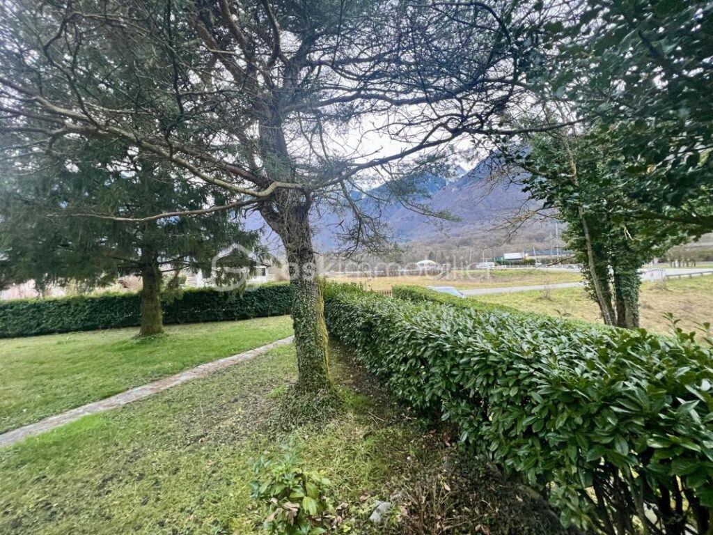 Maison de 100 m² sur terrain de 1500 m² – 4 pièces – 3 chambres – 100 m²