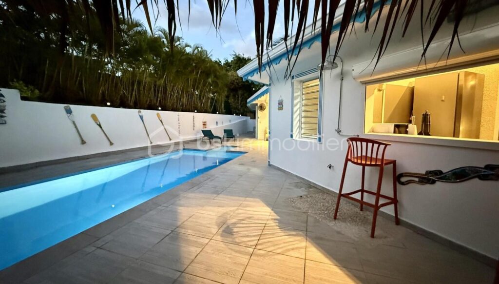Villa T3 piscine plage à pied – 3 pièces – 2 chambres – 55 m²