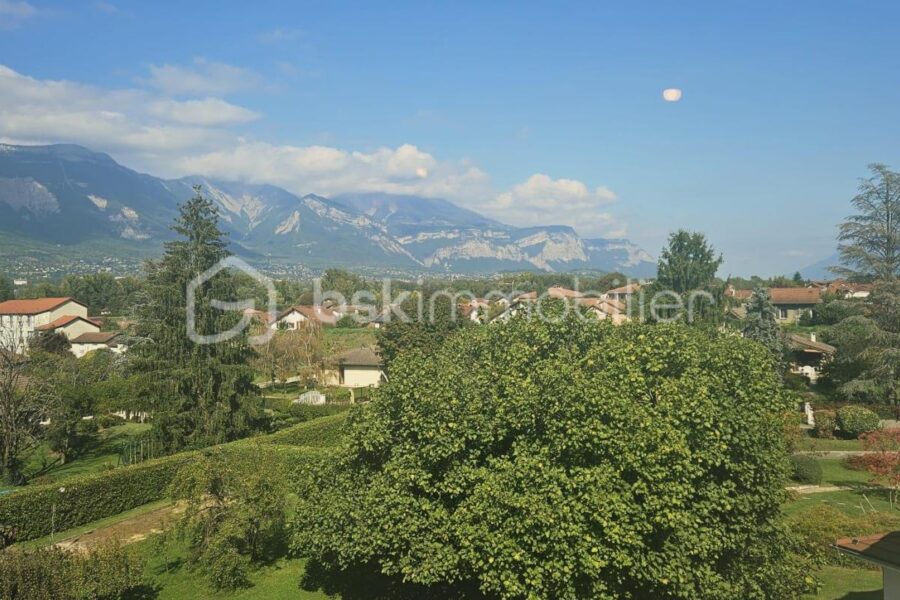 Appartement à vendre à Domene