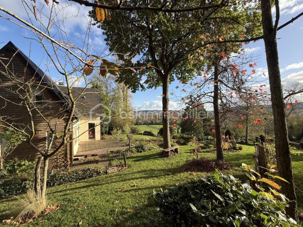 Maison avec vue imprenable – 4 pièces – 3 chambres – 120 m²