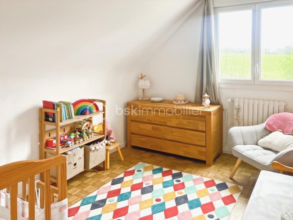 Maison des années 70, 4 chambres – Rénovation de qualité ! – 6 pièces – 4 chambres – 108 m²