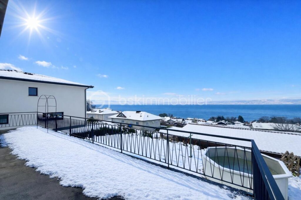 DPT HAUTE SAVOIE (74) – MAISON FAMILIALE AVEC VUE SUR LE LAC LEMAN – Lugrin (Hauteurs d’Évian) – 6 pièces – 4 chambres – 166 m²