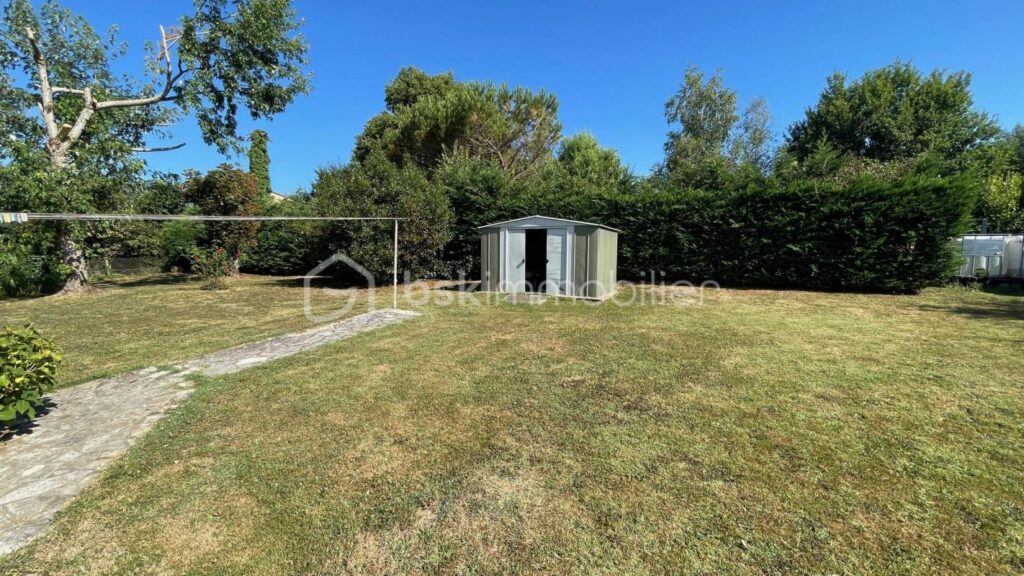 Belle propriété sur les hauteurs de Creysse – 7 pièces – 4 chambres – 120 m²