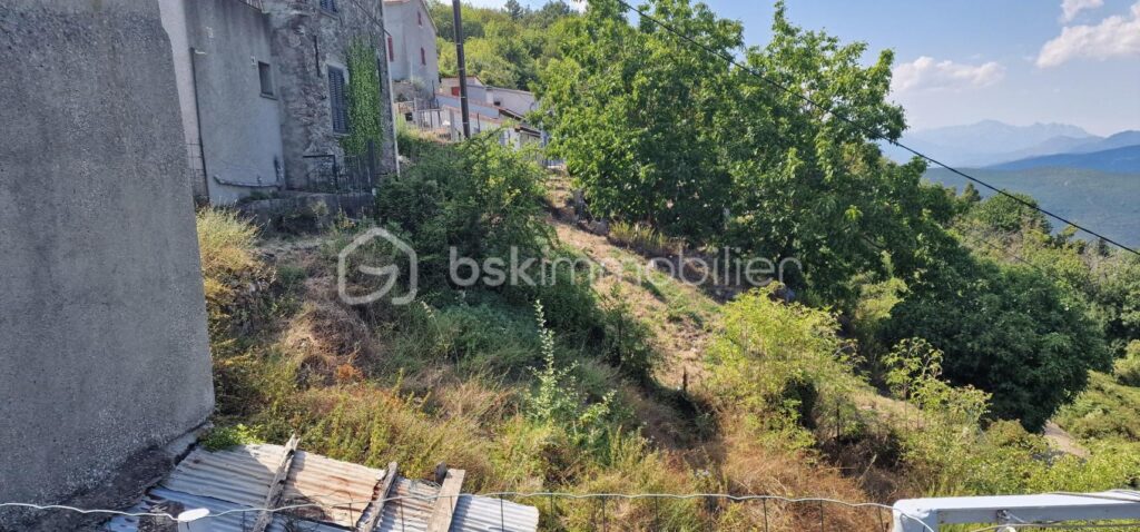 Antisanti- Maison de village 87m2 – 4 pièces – 3 chambres – 87 m²