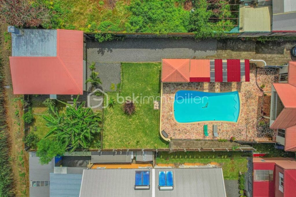 Villa F5 avec Vue Mer, Piscine et Gîte Indépendant – Saint-Joseph (97480) – 7 pièces – 5 chambres – 210 m²