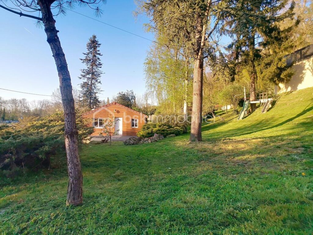 À VENDRE – Maison de prestige avec vue imprenable sur la Marne – Chalifert / Chessy – 8 pièces – 6 chambres – 310 m²