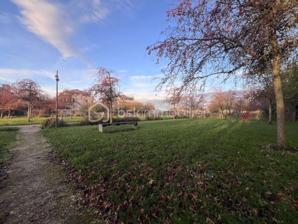 EXCLUSIVITÉ – Duplex de 4 pièces au 2ᵉ et Dernier Étage à Montevrain (77144) – 4 pièces – 3 chambres – 90 m²