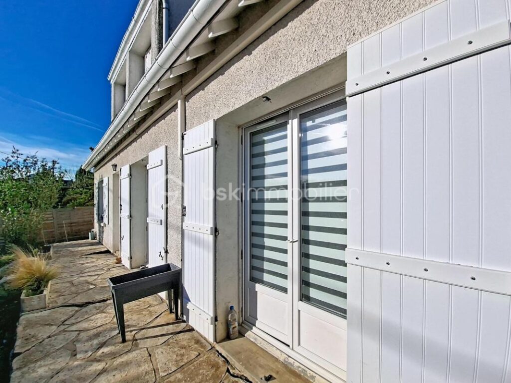 Maison familiale rénovée – 174 m² – Donnemarie-Dontilly – 6 pièces – 5 chambres – 174 m²