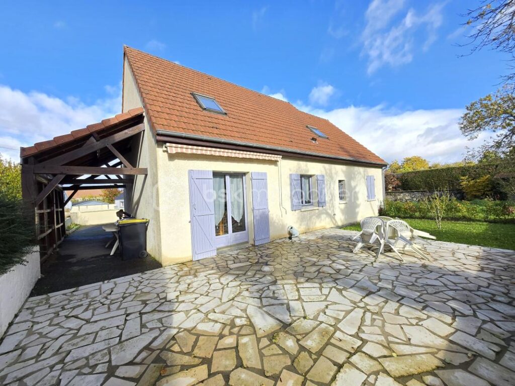 Magnifique Pavillon de plain pied de 128m² à Nevers – 7 pièces – 6 chambres – 128 m²