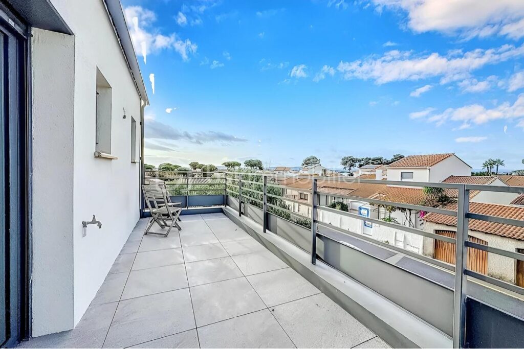 *** MAGNIFIQUE VILLA T5 de 2016 AVEC JARDIN PISCINABLE à PALAVAS *** – 5 pièces – 4 chambres – 100 m²