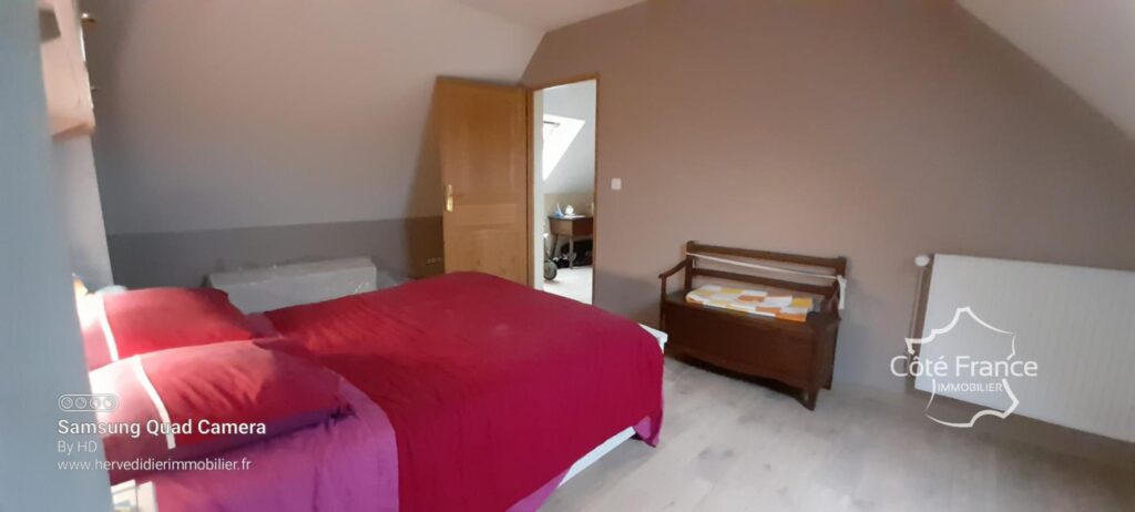 Avoise 72 Magnifique et grande maison habitable de suite – 10 pièces – 3 chambres – 187 m²