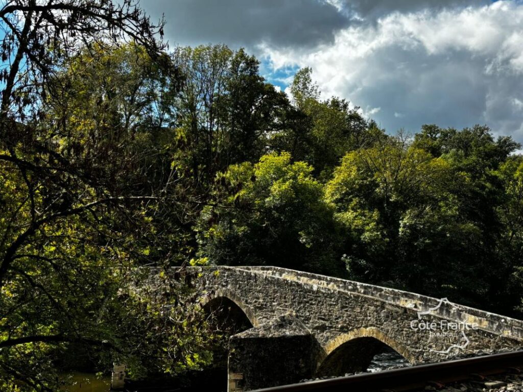 Maison de village avec local commercial et grande jardin, ga – 8 pièces – 4 chambres – 130 m²