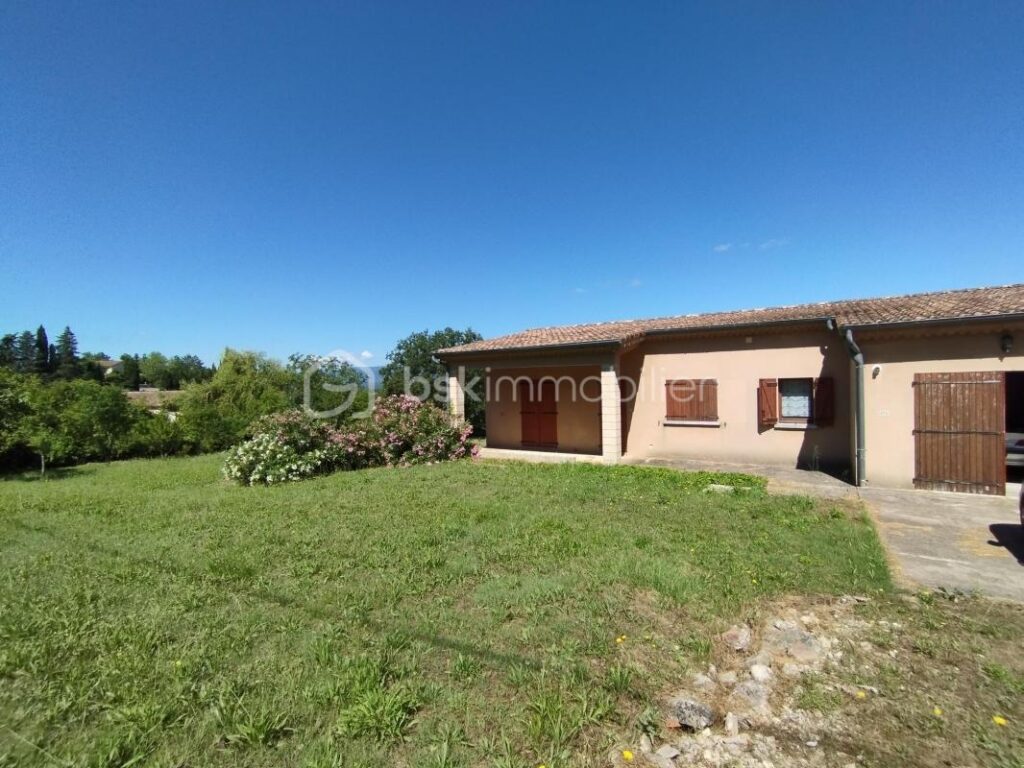 maison – 3 pièces – 2 chambres – 89 m²