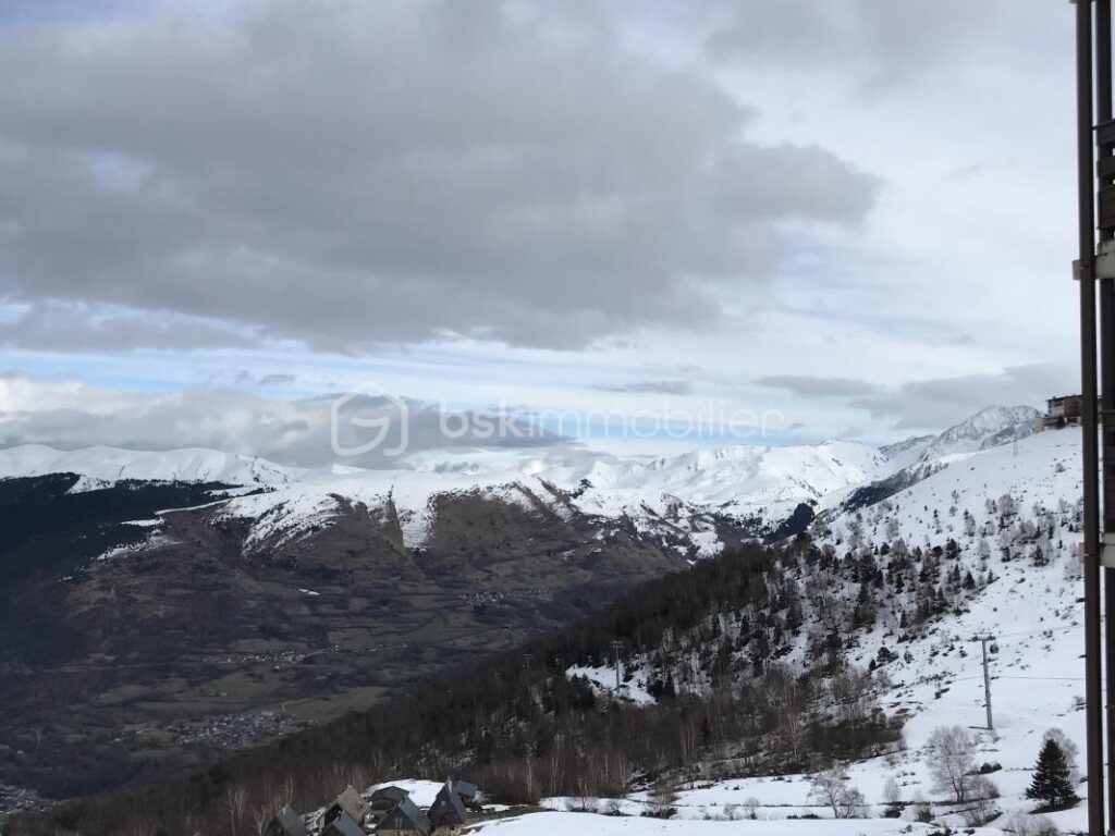 Un nid douillet à la montagne avec balcon !! – 1 pièce – NR chambres – 19 m²