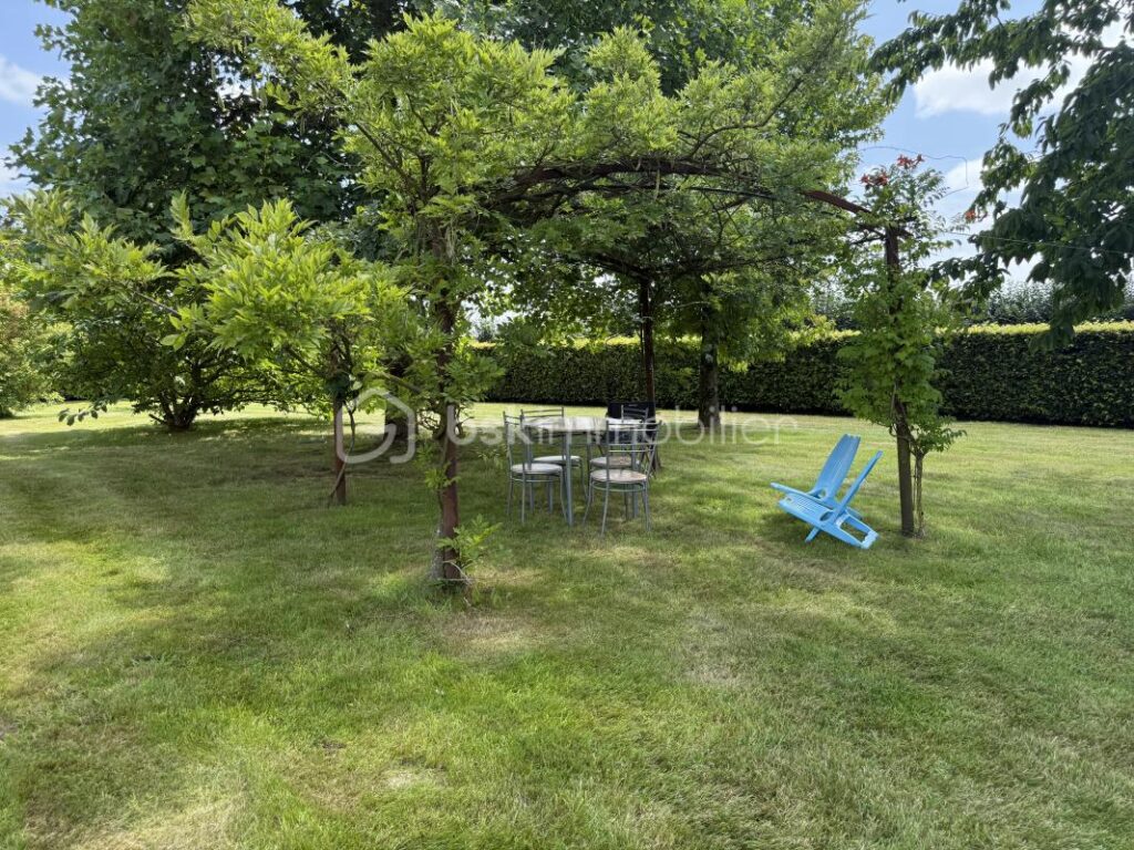 Maison de charme au cœur du Pays d’Auge – Un véritable havre de paix – 6 pièces – 4 chambres – 130 m²