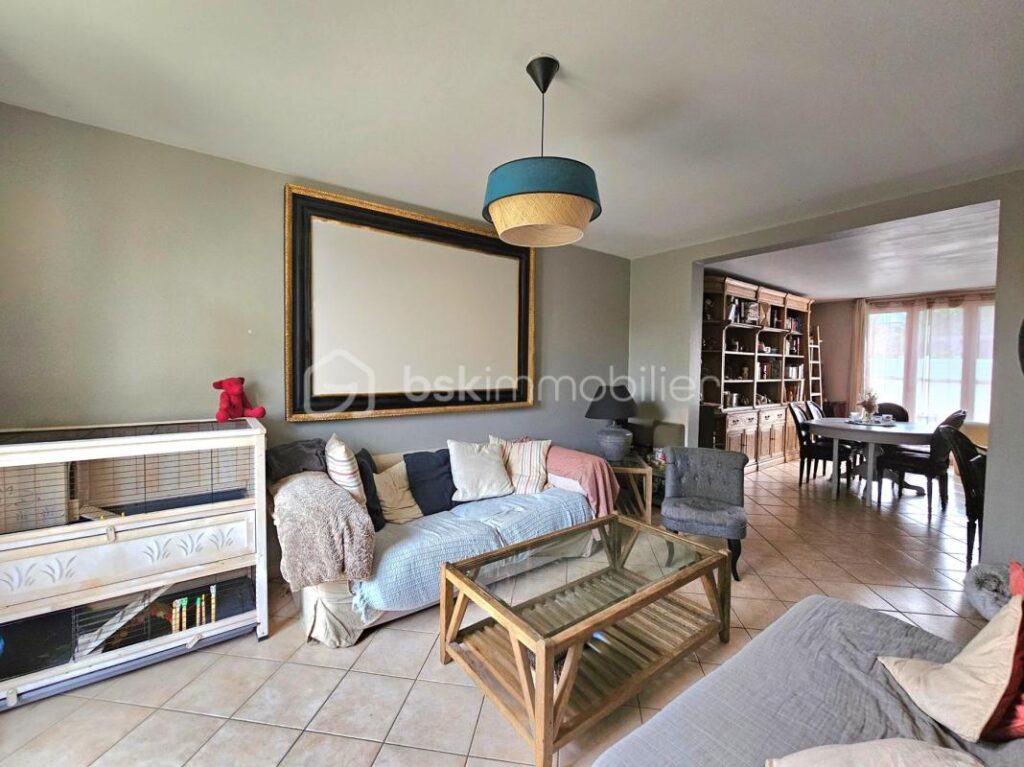 Pavillon non mitoyen 115m² 4 chambres vue CANAL garage jardin SUD – 6 pièces – 4 chambres – 115 m²