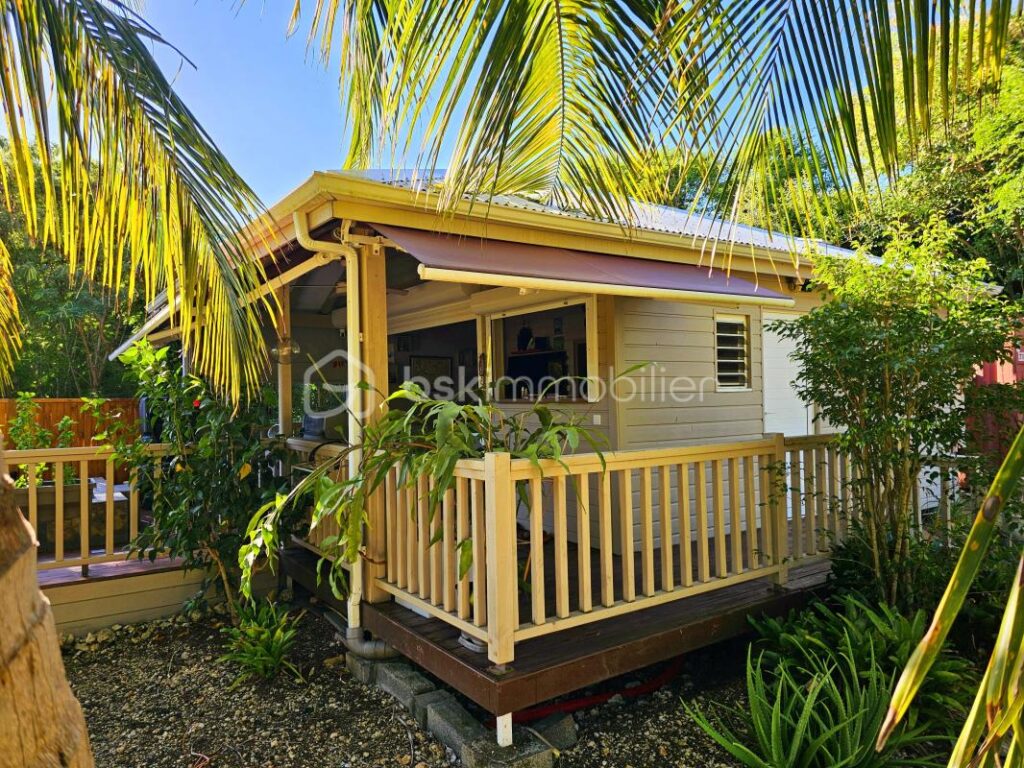 MAISON ET BUNGALOW T2 PROCHE MER – 6 pièces – 4 chambres – 189 m²