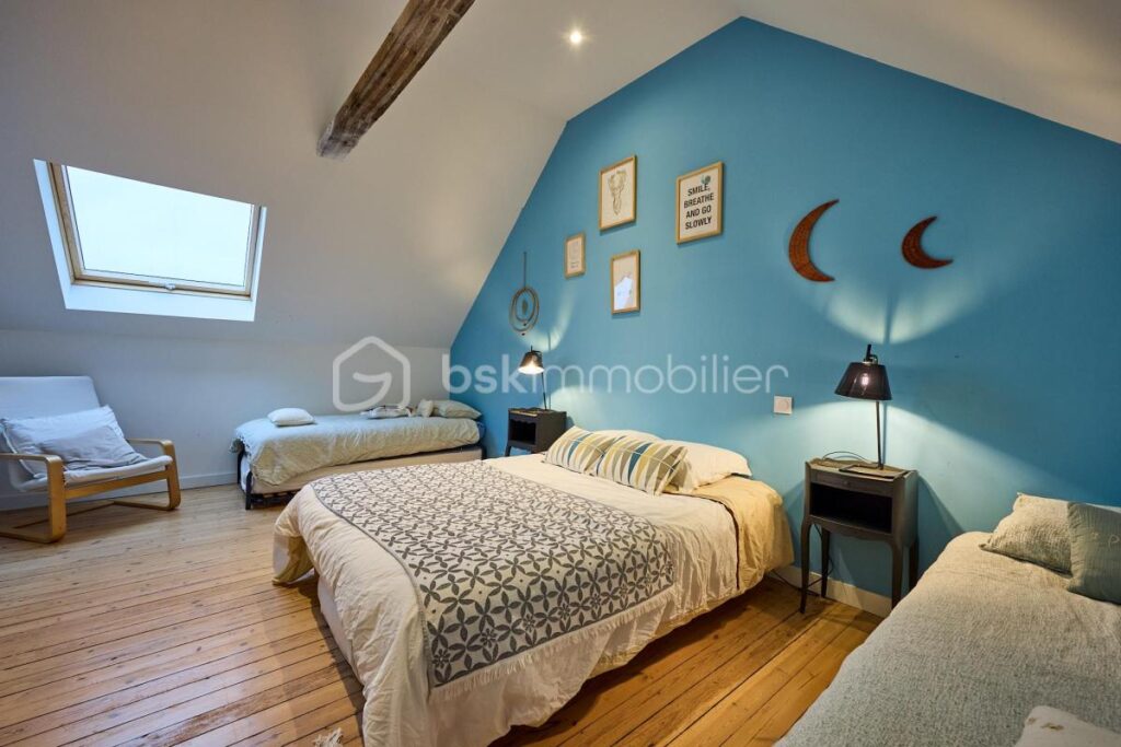 Demeure de caractère en plein cœur de ville et à deux pas des plages – 8 pièces – 6 chambres – 259 m²