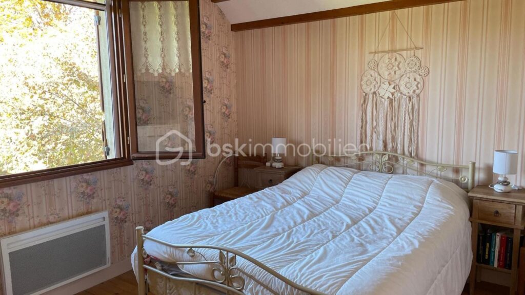 Belle maison avec 4 chambres et vue sur la Dordogne – 6 pièces – 4 chambres – 114 m²