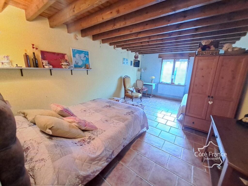 AISNE SAINT GOBERT Belle maison de campagne avec bar privé – 7 pièces – 3 chambres – 186 m²