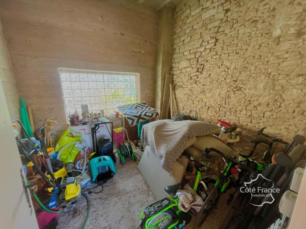 Demeure médiévale de charme avec vues imprenables au coeur de – 4 pièces – 2 chambres – 127 m²