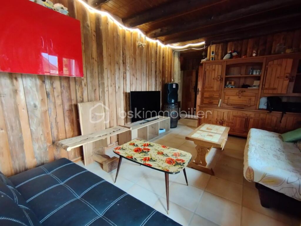 Maison 5 pièces Jarrier – 5 pièces – 3 chambres – 204 m²