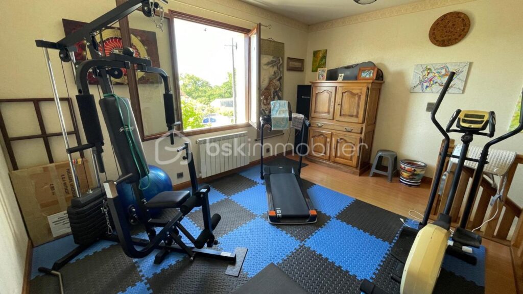 Belle propriété sur les hauteurs de Creysse – 7 pièces – 4 chambres – 120 m²