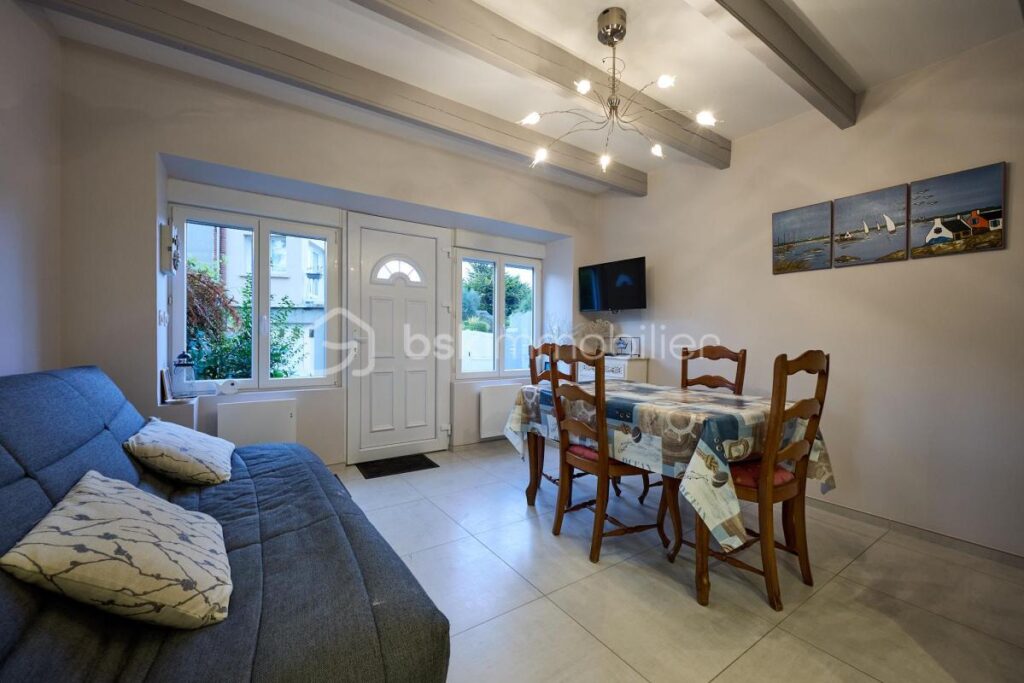 Demeure de caractère en plein cœur de ville et à deux pas des plages – 8 pièces – 6 chambres – 259 m²