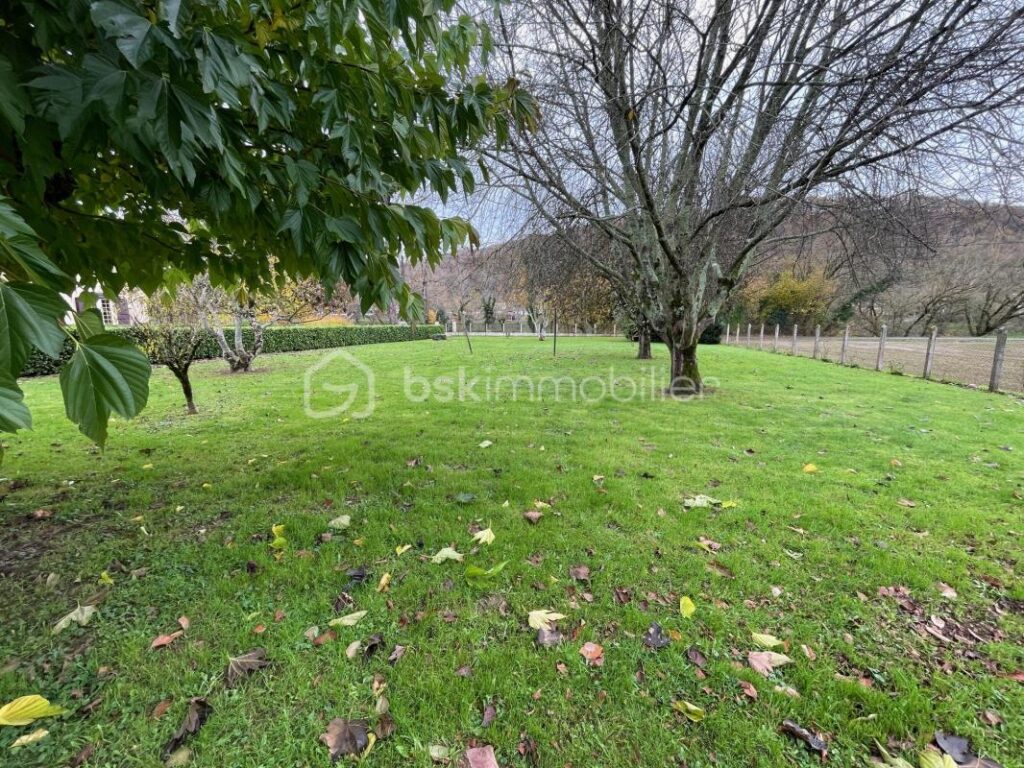 Belle maison avec 4 chambres et vue sur la Dordogne – 6 pièces – 4 chambres – 114 m²