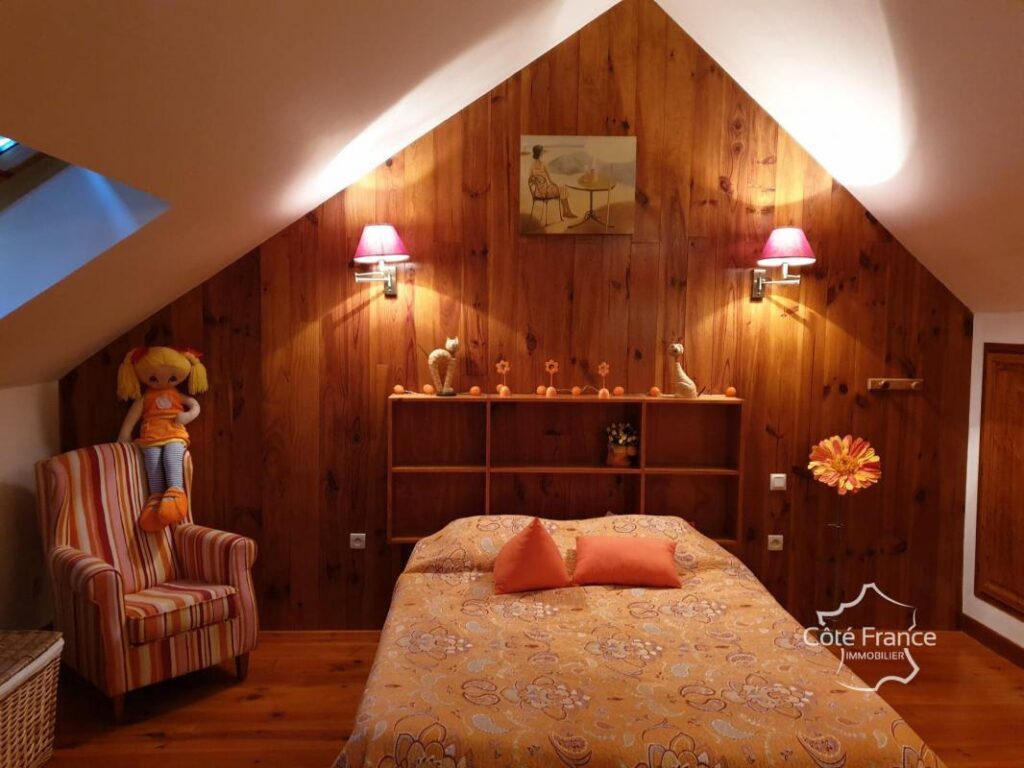 AISNE SAINT GOBERT Belle maison de campagne avec bar privé – 7 pièces – 3 chambres – 186 m²