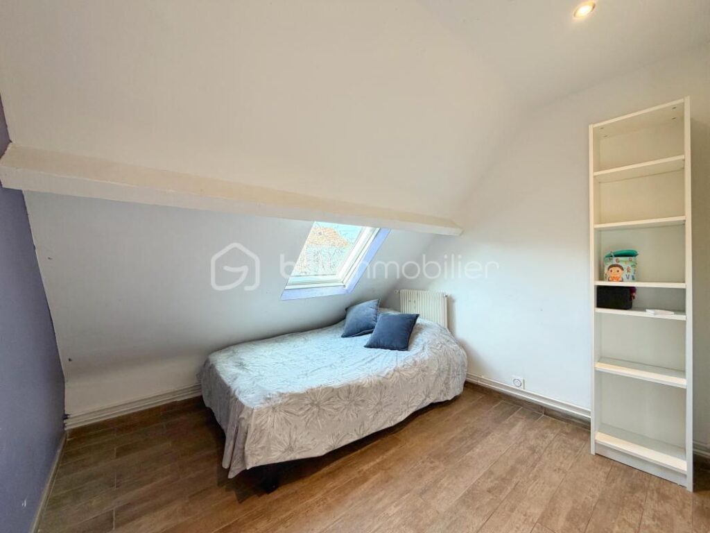 NOUVELLE PEPITE POUR POSER SES VALISES ! – 7 pièces – 4 chambres – 114 m²