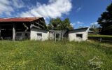 Corps de ferme avec maison d’habitation, plusieurs grandes d – 6 pièces – 3 chambres – 98 m²