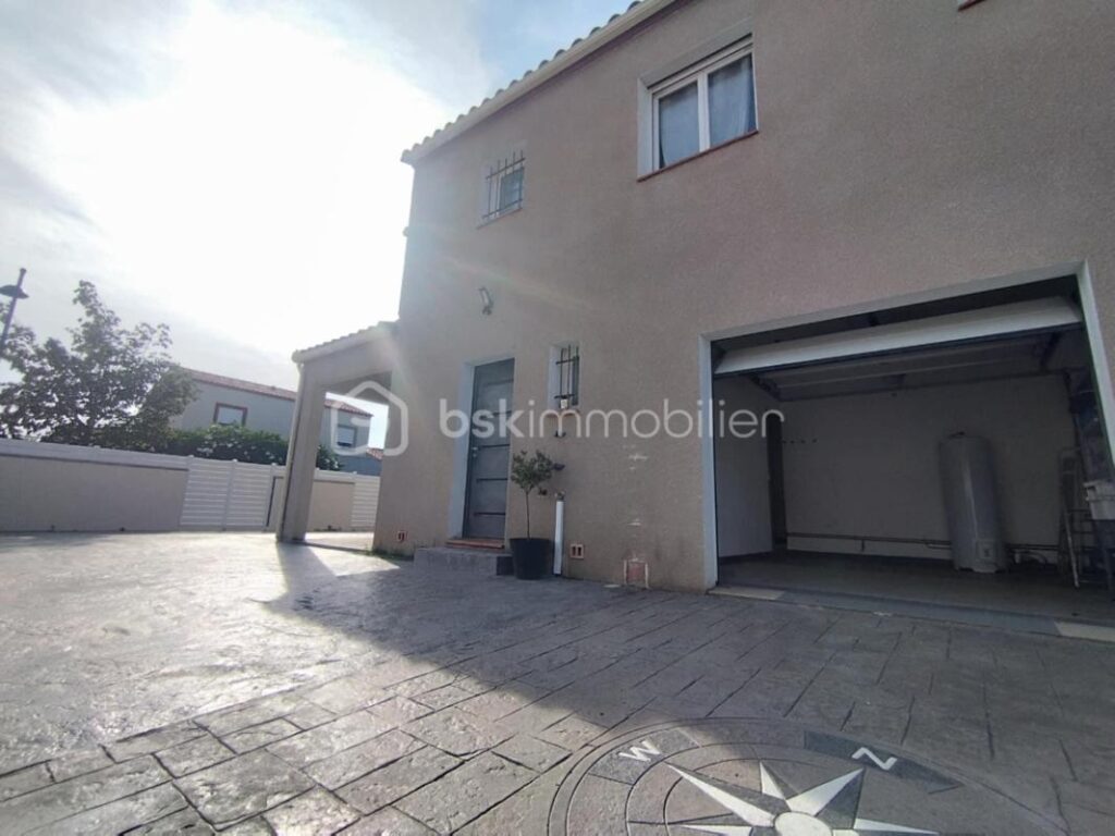 VILLA 3 FACES 4 CHAMBRES ELNE – 5 pièces – 4 chambres – 124 m²