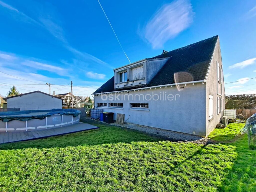 Maison familiale rénovée – 174 m² – Donnemarie-Dontilly – 6 pièces – 5 chambres – 174 m²