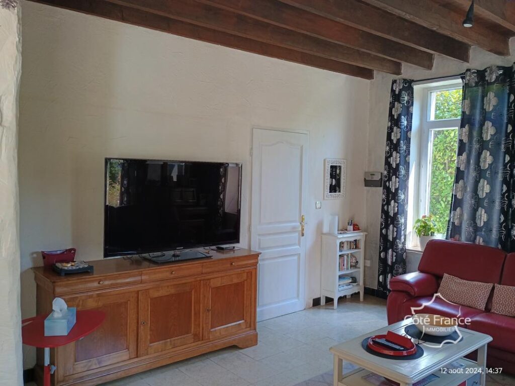 AISNE – MARLY-GOMONT – Charmante maison de campagne sur 7590 – 10 pièces – 4 chambres – 174 m²