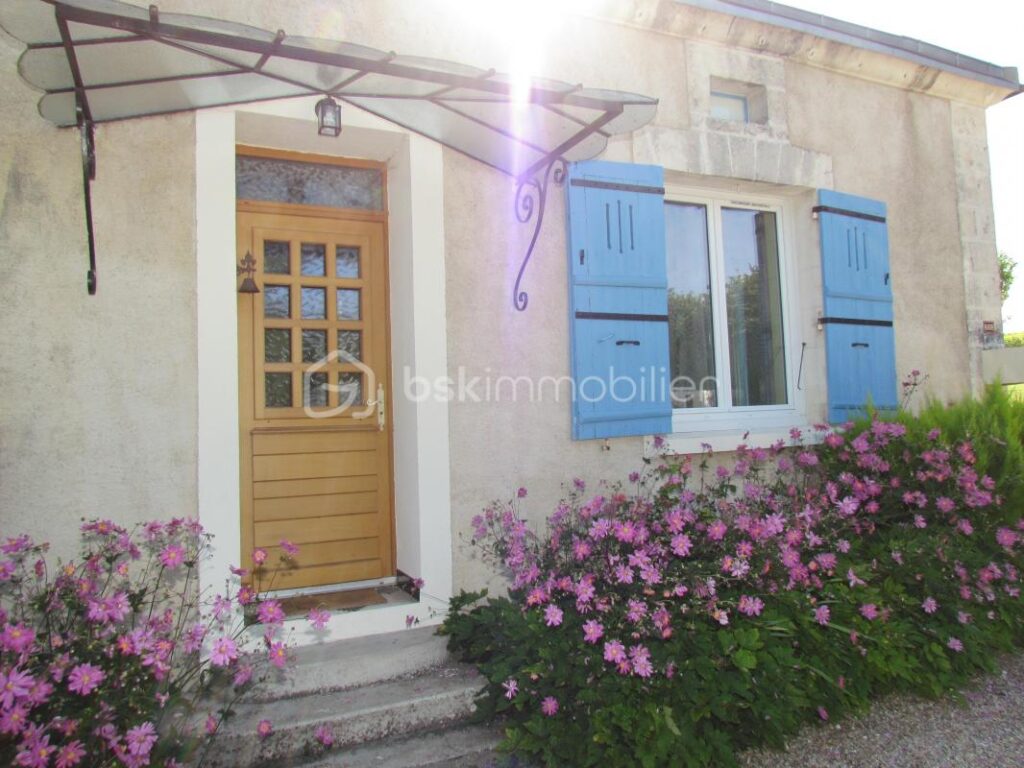 MENSIGNAC (24350) Près PERIGUEUX ,MAISON PERIGOURDINE de 223 m² à COUP DE COEUR !! – 7 pièces – 5 chambres – 223 m²