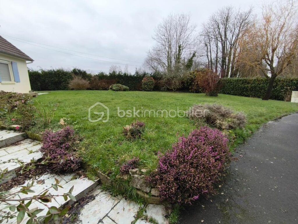 Charmant pavillon familial aux beaux volumes – 7 pièces – 4 chambres – 145 m²