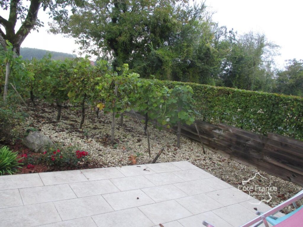 DORDOGNE-SARLAT LA CANEDA: ENSEMBLE IMMOBILIER DE GITES – NR pièces – 15 chambres – 720 m²